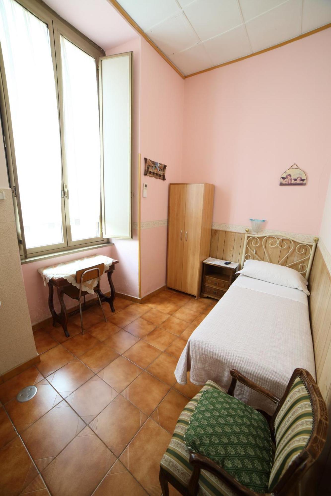 Giugiù * Roma